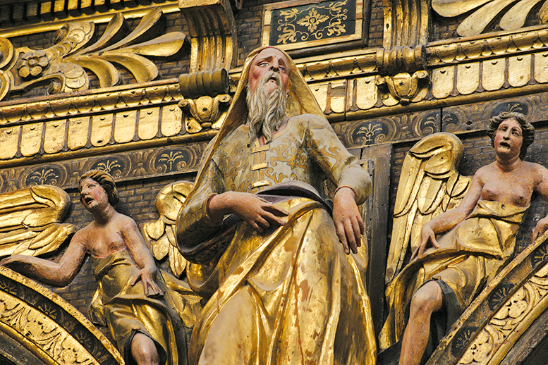 A Carmine templom faszobor-jelenete